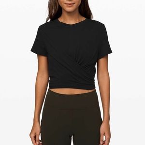 Lululemon Time to Restore Short Sleeve